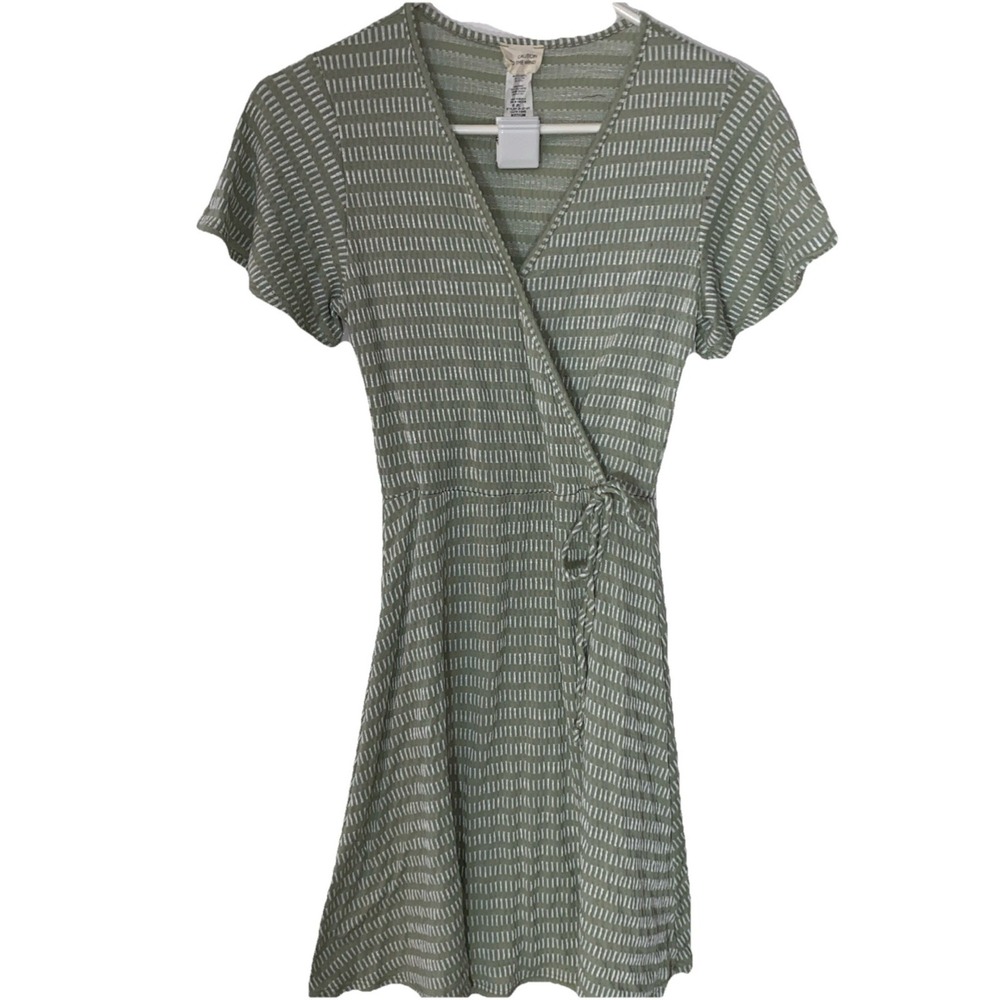 Caution To The Wind Faux Wrap Dress Medium Green White Stripes Flutter Sleeves